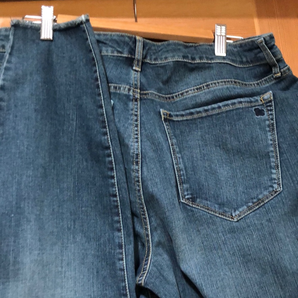 Frayed leg High Rise Skinny Ankle Jeans